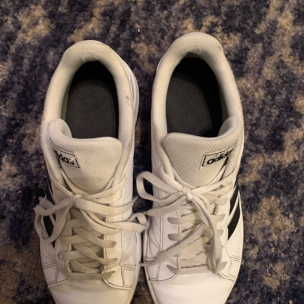 Adidas Superstar Sz 8.5 - Picture 4 of 5